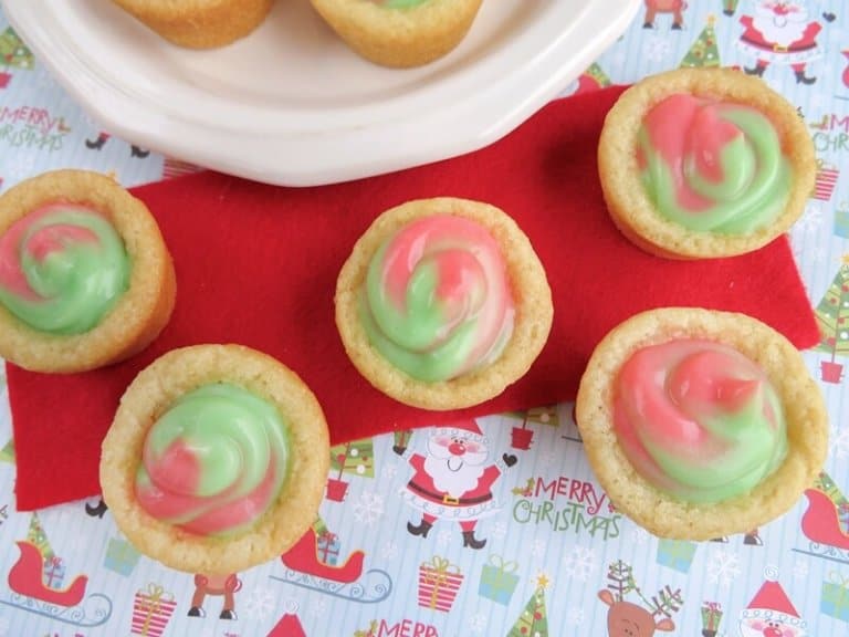 Sugar Cookie Cups With Cheesecake Pudding