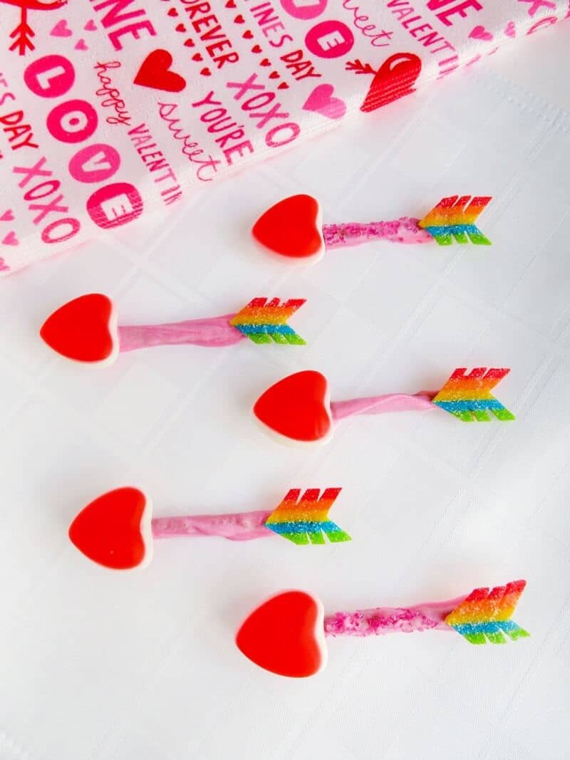 Candy arrow valentine's treats made from pretzels and candy.