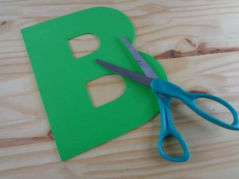 This letter B craft with printable template is part of our letter of the week craft series for toddlers and preschoolers. Letter B is for bus.