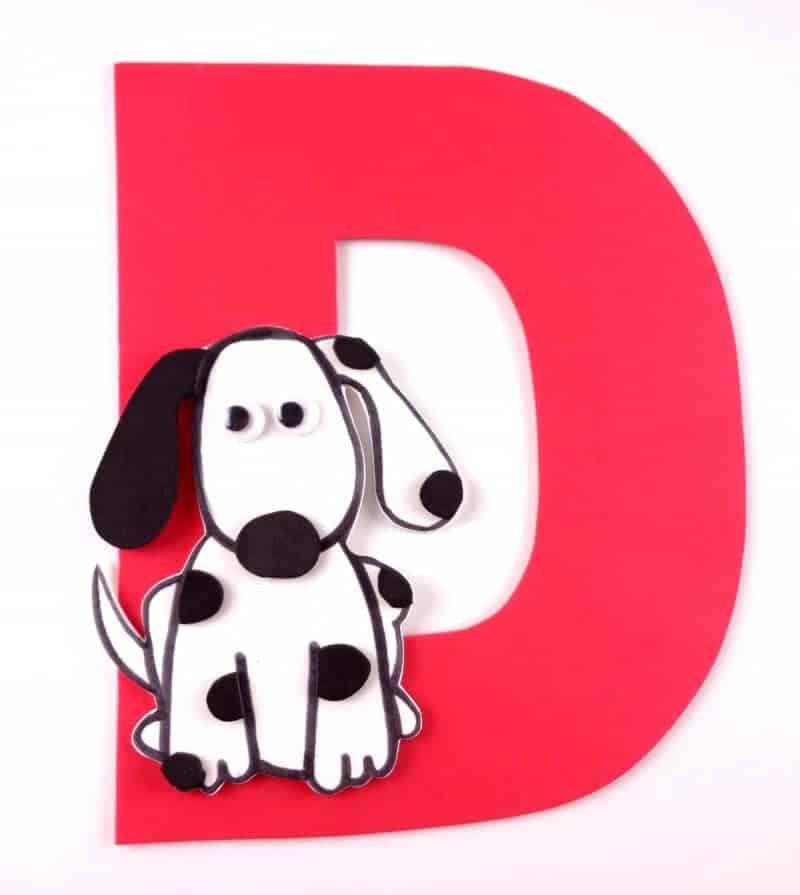 Letter D is for dog craft with printable - part of our letter of the week craft series, designed to foster letter recognition in toddlers and preschoolers.