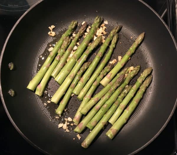 Pan Seared Asparagus With Soy Sauce and Garlic Recipe