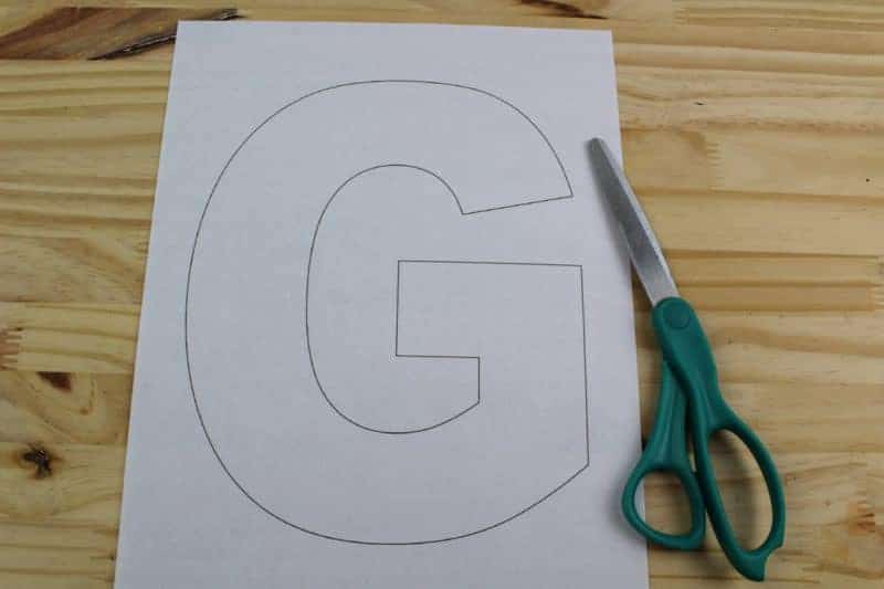 This letter G is for gingerbread craft with printable template is part of our letter of the week craft series, designed to foster letter recognition in toddlers and preschoolers.