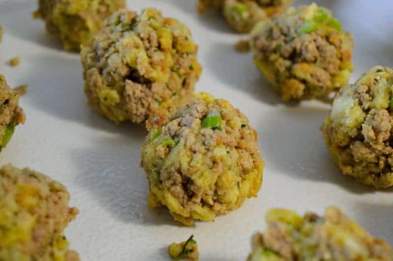 If you’re looking for an easy appetizer to bring to a potluck or holiday dinner, these Turkey and Stuffing Balls are a wonderful option.