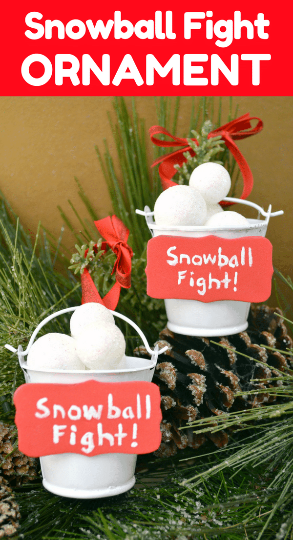 Looking for an easy ornament craft for kids? This snowball fight ornament is fun and easy to make, and a cute homemade addition to your Christmas tree.