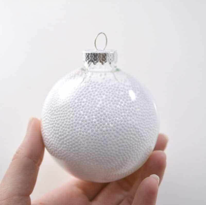 10 Festive and Creative Ways to Use Clear Plastic Ornament Balls