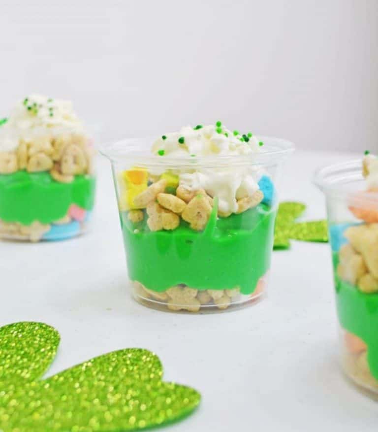 St. Patrick’s Day Pudding Parfait Cups with Lucky Charms