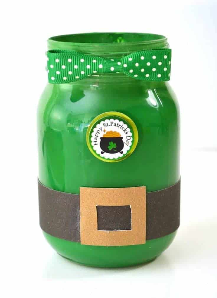 Are you looking for a DIY St. Patrick's Day Decoration idea? This Leprechaun Mason Jar craft is quick and easy to make, and would be perfect as a St. Patrick's Day centerpiece of as a DIY decoration for your St. Patrick's Day party.