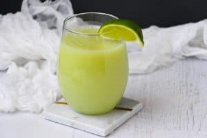 Refreshing Cucumber Lime Smoothie