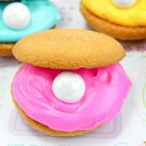 Clam Shell Cookies – Easy No-Bake Mermaid Party Idea