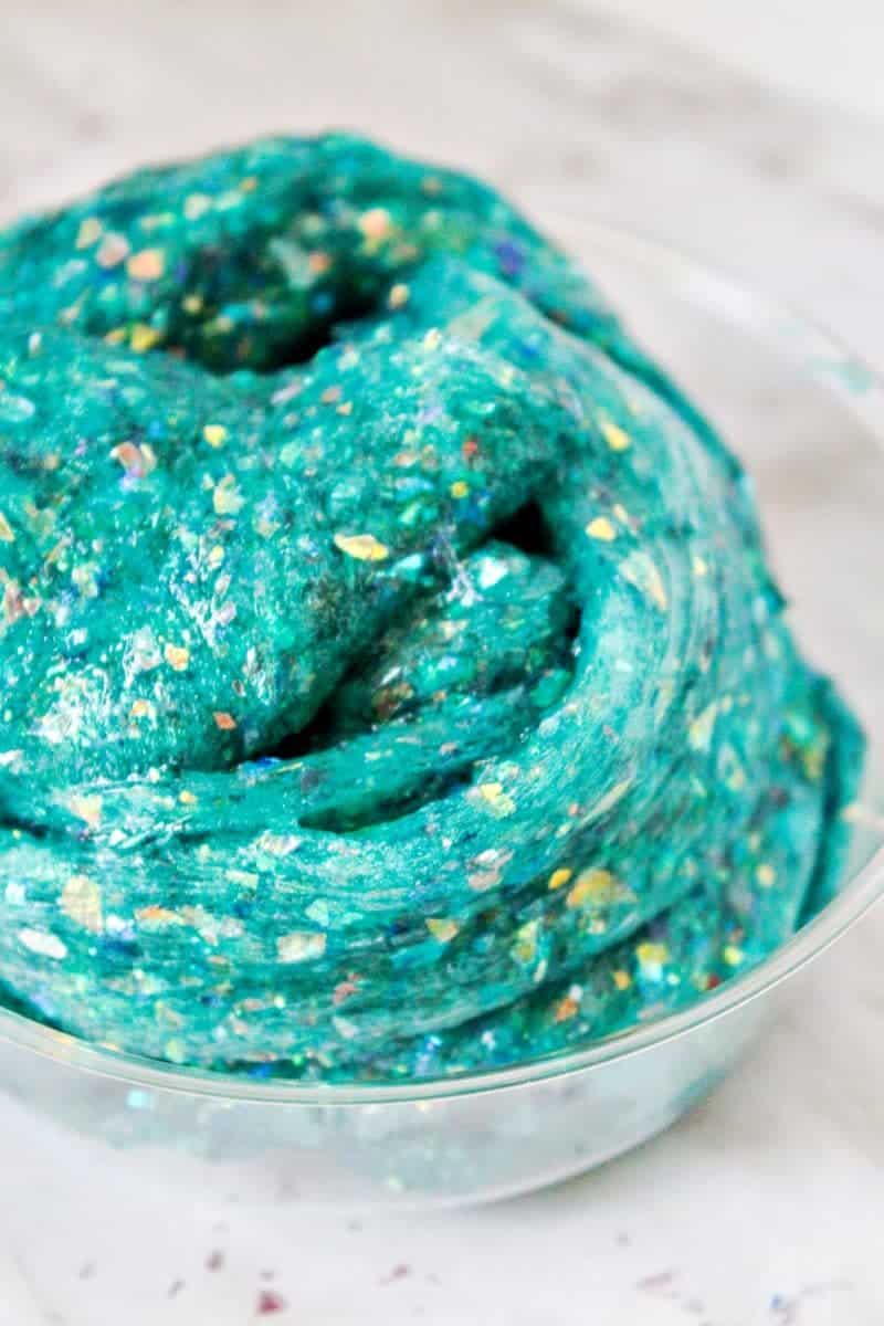 This borax-free sparkly mermaid slime is an easy DIY kids activity perfect for a mermaid party!