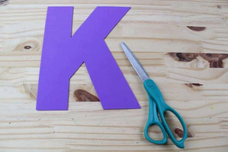 This letter K craft with printable template is part of our letter of the week craft series, designed to foster letter recognition in preschoolers.