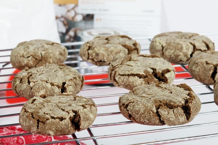 A little twist on an old favorite adds a bit of spice to these Mexican crinkle cookies.