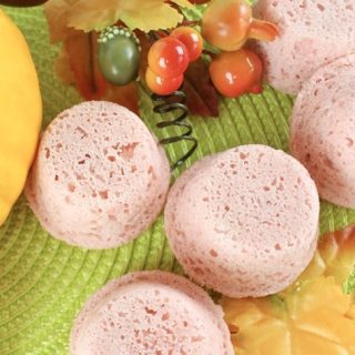 Slip into a bath scented like pumpkin pie with these easy homemade pumpkin spice bath bombs.