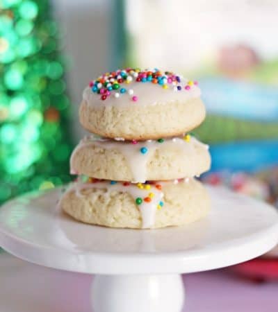 Also known as Italian Christmas cookies, Italian anise cookies have a unique liquorice flavor and are topped with a sweet glaze and sprinkles. 