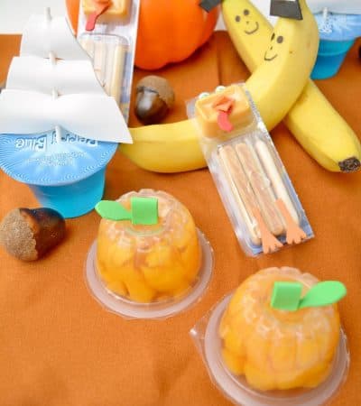 Fun Thanksgiving snacks for kids that are quick, easy, and inexpensive to make. These Thanksgiving snack ideas are great for lunchboxes or classroom treats.