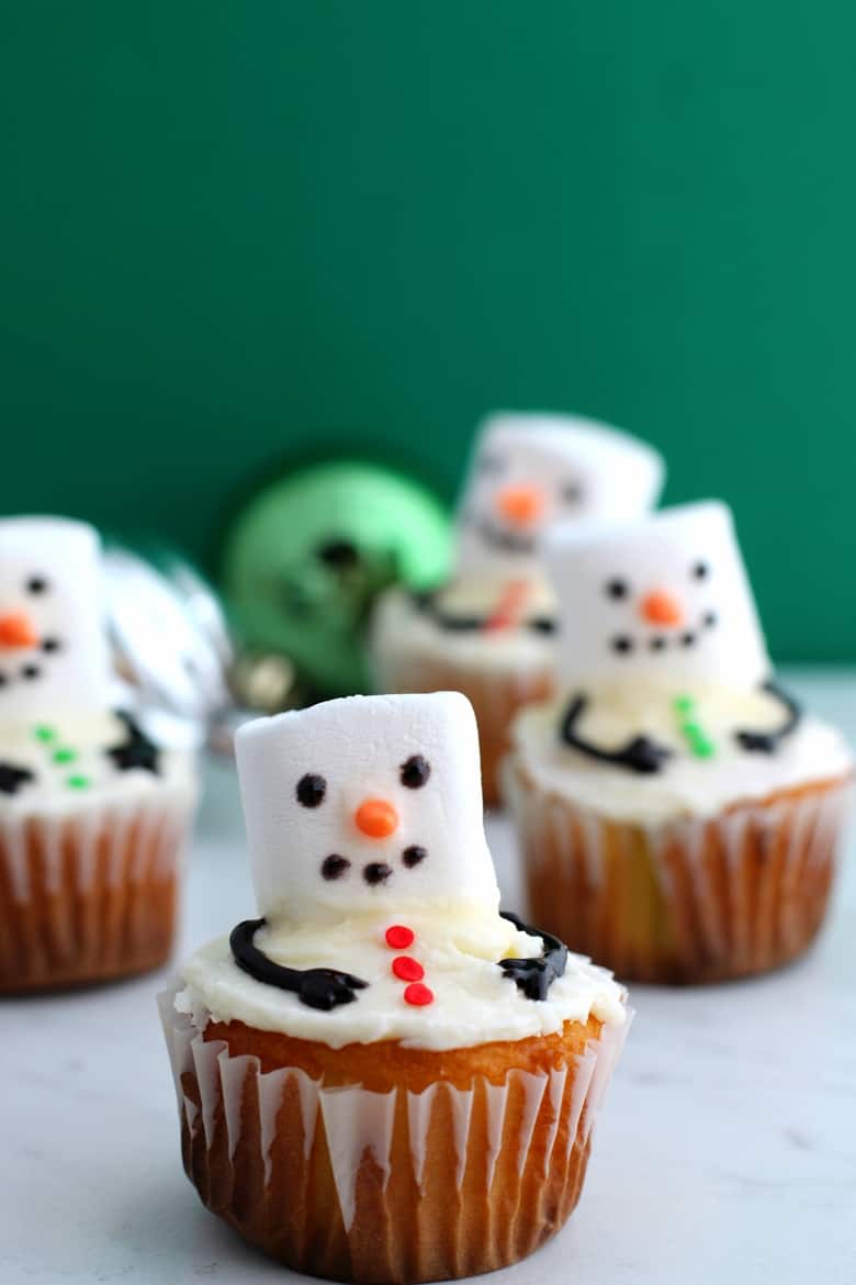 Mini Snowman Icing Decorations