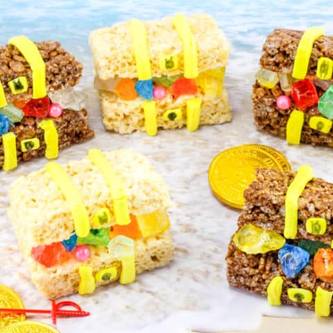 Edible pirate treasure chest treats are easy to make and perfect for pirate-themed parties and Talk Like a Pirate Day. 