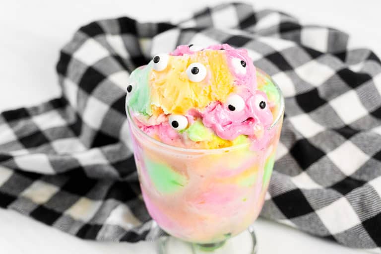 monster-sherbet-sundae-easy-2-ingredient-halloween-treat
