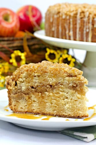 Caramel Apple Crumb Cake Recipe