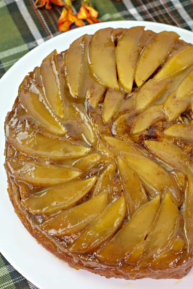 Cinnamon Roll Apple Upside Down Cake