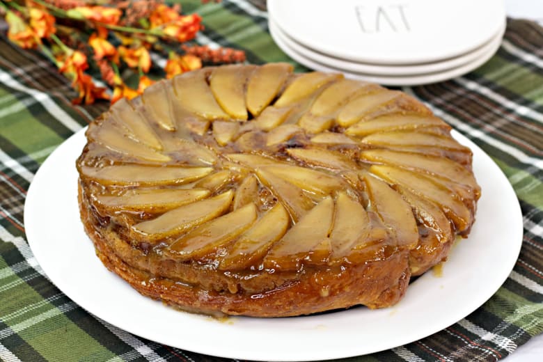 Upside Down Cinnamon Roll Apple Cake