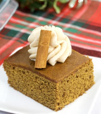gingerbread cake plated