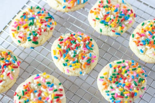 3-Ingredient Funfetti Cake Mix Cookies (Easy Recipe!)