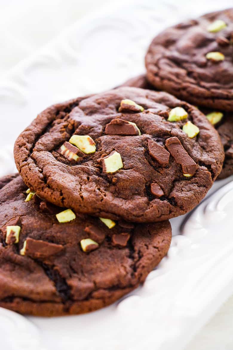 Peppermint Patty Stuffed Cookies (Just 4 Ingredients!!!)