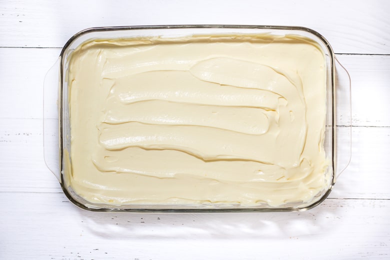 vanilla pudding in glass pan