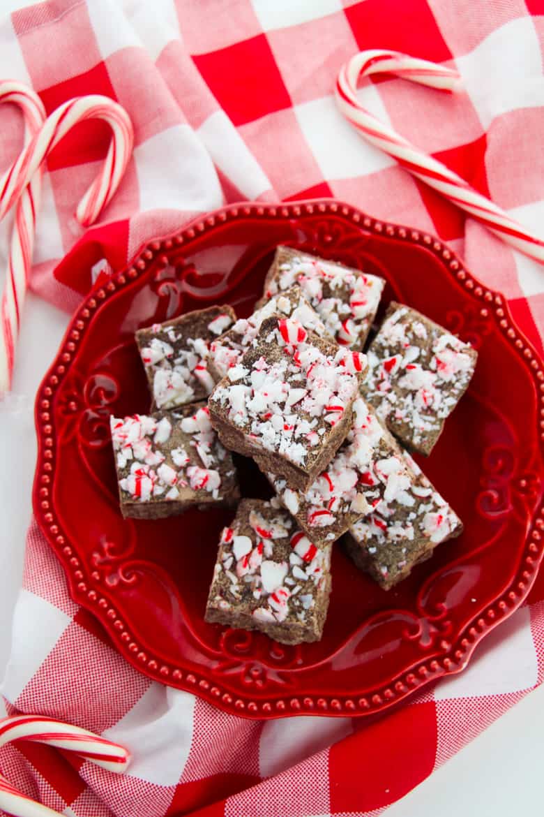 Easy Peppermint Fudge {Only 3 Ingredients!}