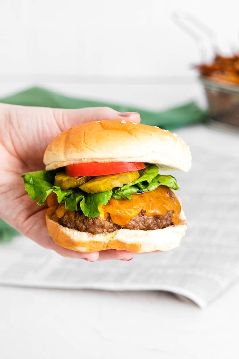 Burgers In Air Fryer - Super Easy Recipe! - Daisies & Pie