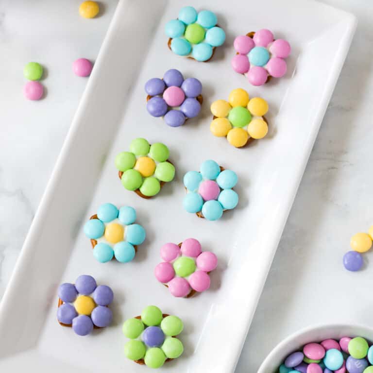 Spring Flower Pretzel Bites Easy 3 Ingredient Recipe 