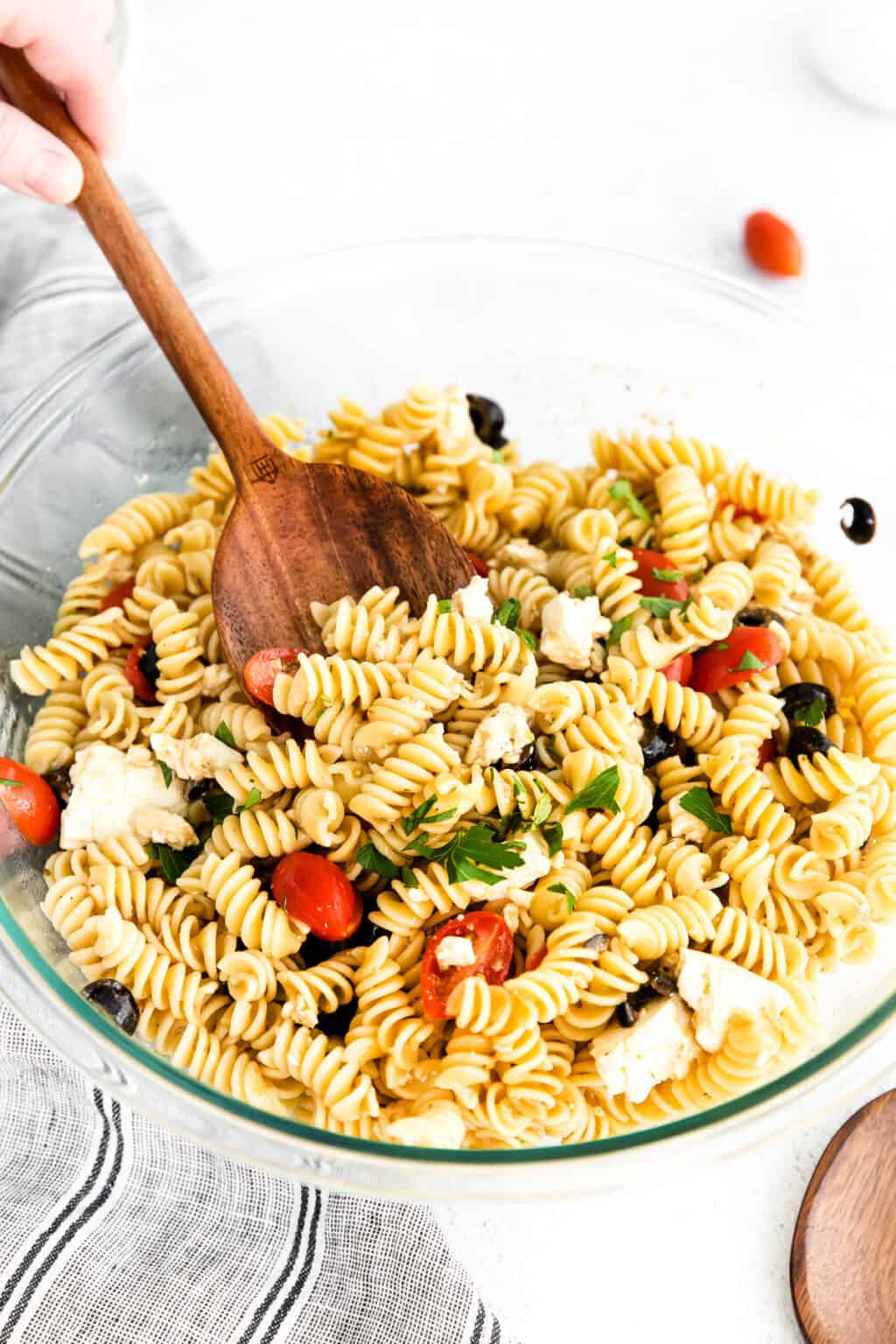 Easy Greek Pasta Salad with Homemade Vinaigrette Dressing