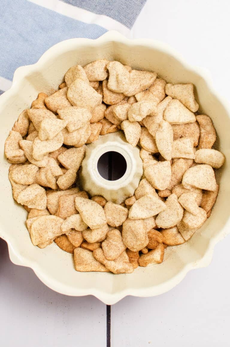 Easy Monkey Bread Recipe (Only 5 Ingredients!)