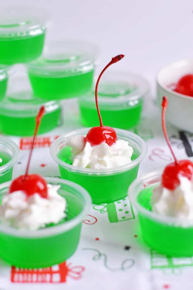 Grinch Jello Shots {Easy Christmas Jello Shot Recipe}