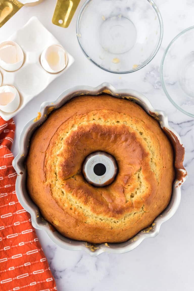 Banana Bundt Cake with Brown Sugar Glaze