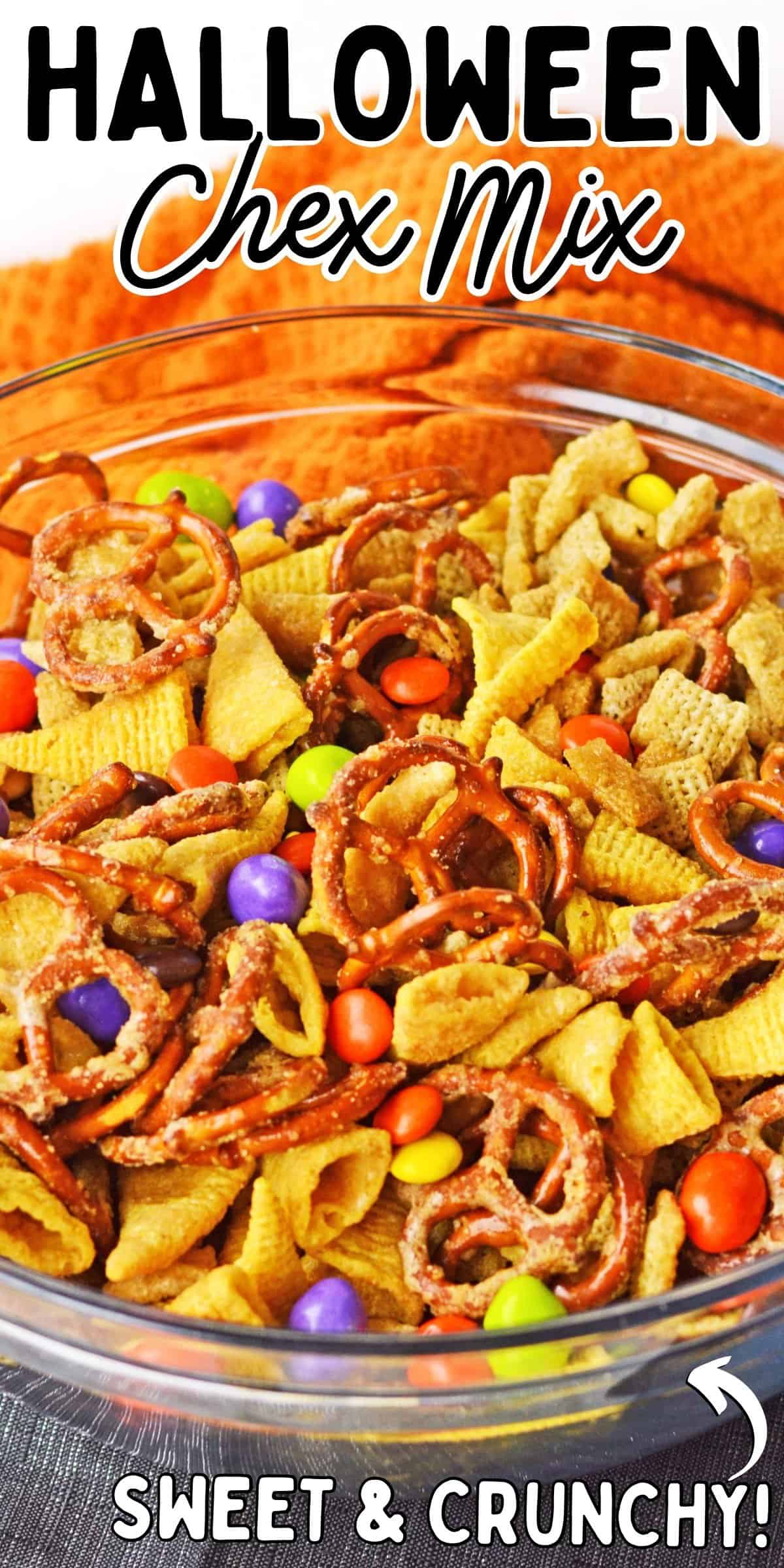 Halloween Chex Mix; Sweet and crunchy!