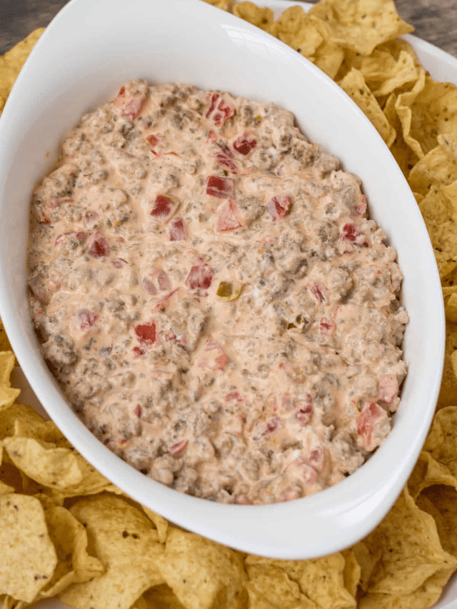 The BEST Sausage Cream Cheese Dip!