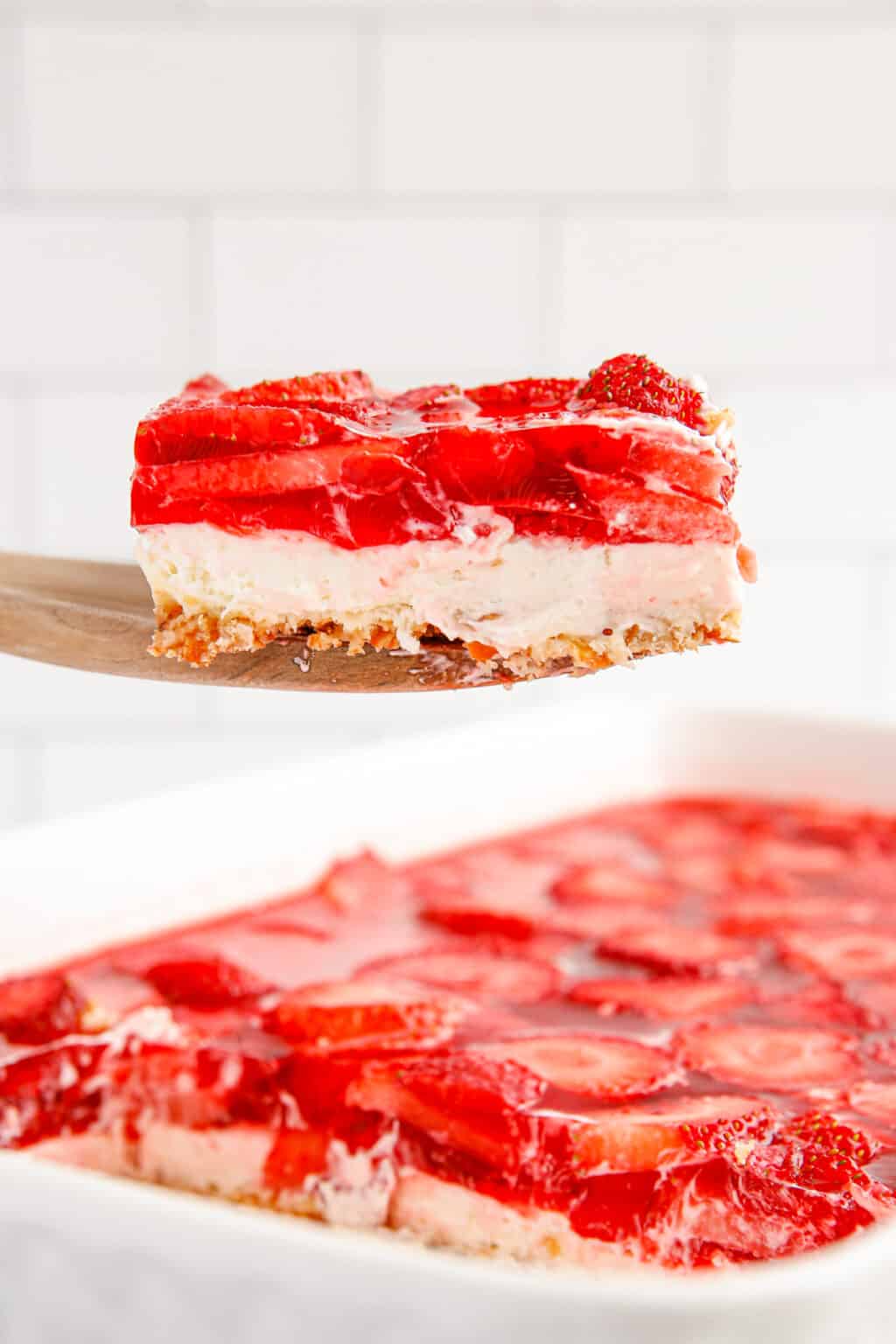 Old-Fashioned Strawberry Pretzel Salad Dessert Recipe