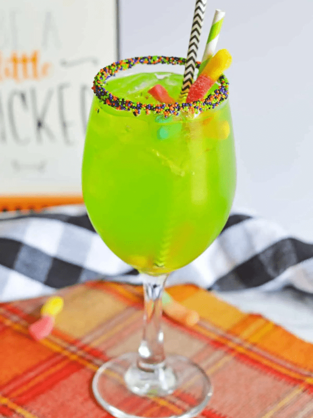 Witches Brew – Easy Halloween Cocktail