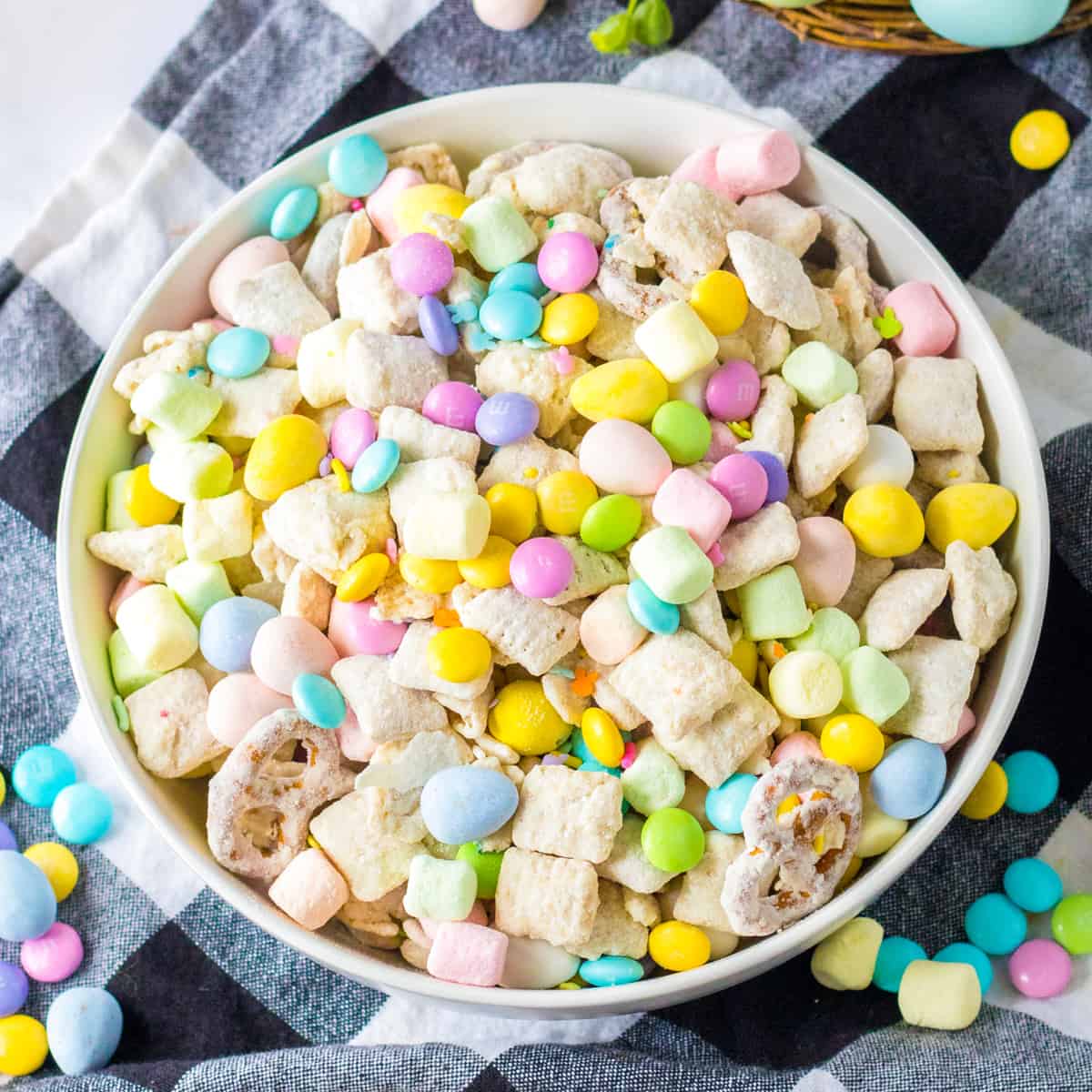 Easter Muddy Buddies Recipe