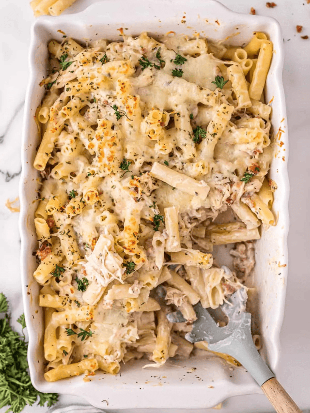 Chicken Alfredo Pasta Bake