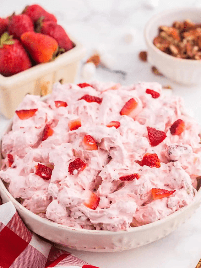 BEST Strawberry Fluff Salad Recipe