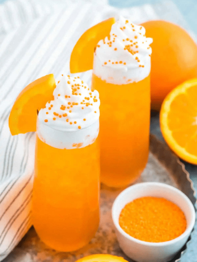 Easy Orange Creamsicle Cocktail Recipe!