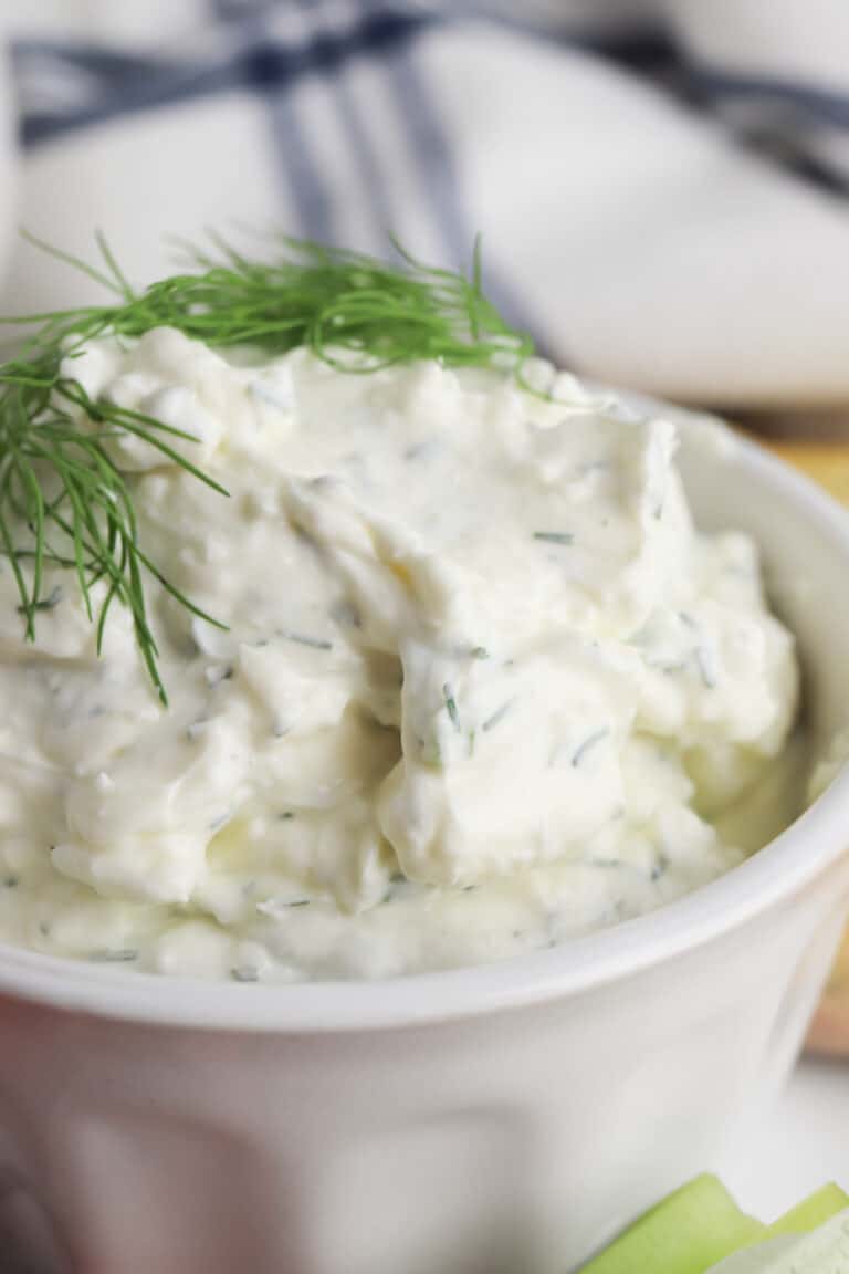Easy Cream Cheese Dill Dip Recipe