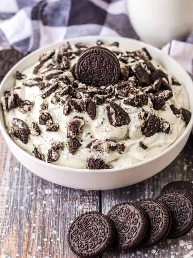 Easy and Delicious Oreo Fluff