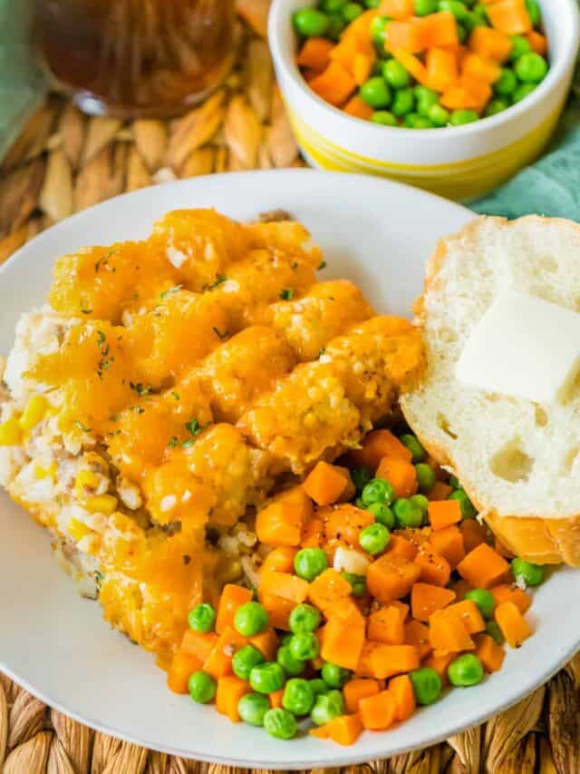 EASY Slow Cooker Tater Tot Casserole