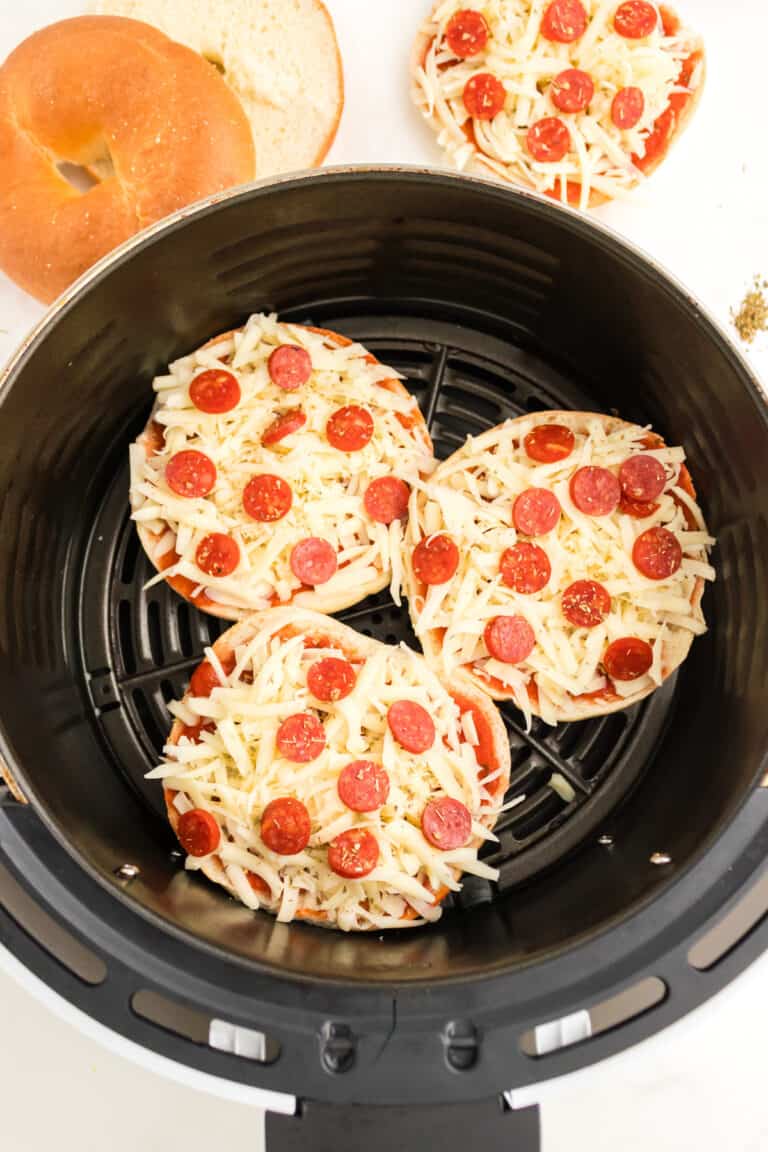 Air Fryer Pizza Bagels (Easy Recipe!)