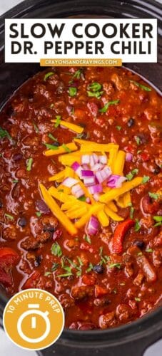Collage pin with chili in a slow cooker and the text “Slow Cooker Dr. Pepper Chili - 10 minutes prep".